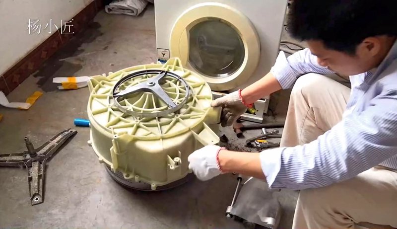 家电维修行业风向标:南京洗衣机维修需求激增